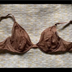 Tan/pinkish lace lightly lined bra